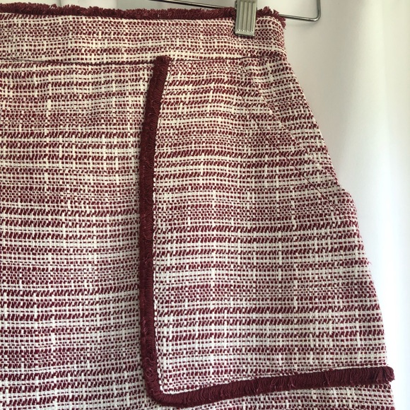 NWOT - Showpo Tweed Mini Skirt - Picture 9 of 16